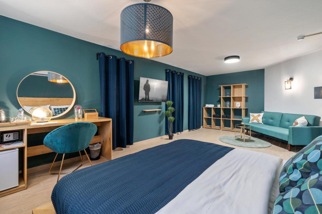 La Luxury 2*